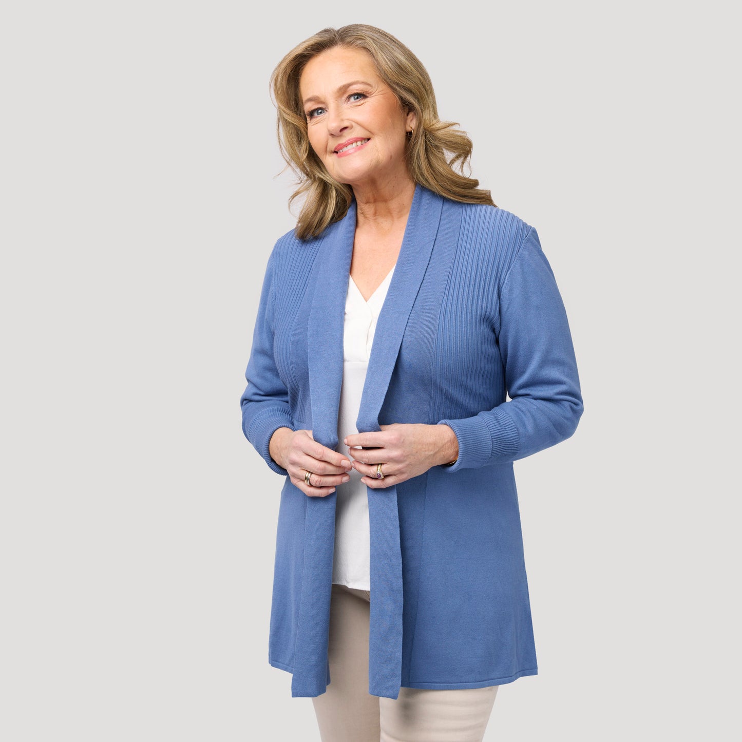 Evelyn neuletakki - sininen