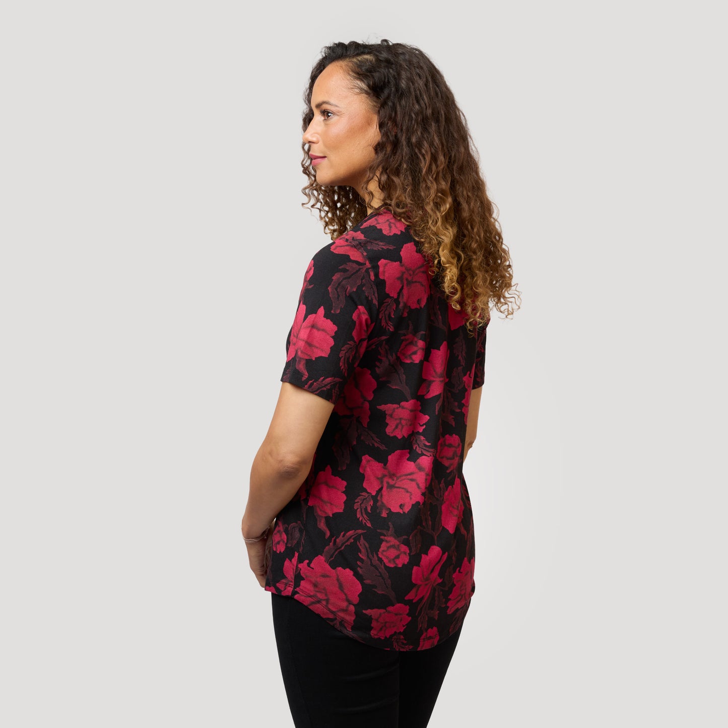 Ylva topp - Svart blommig