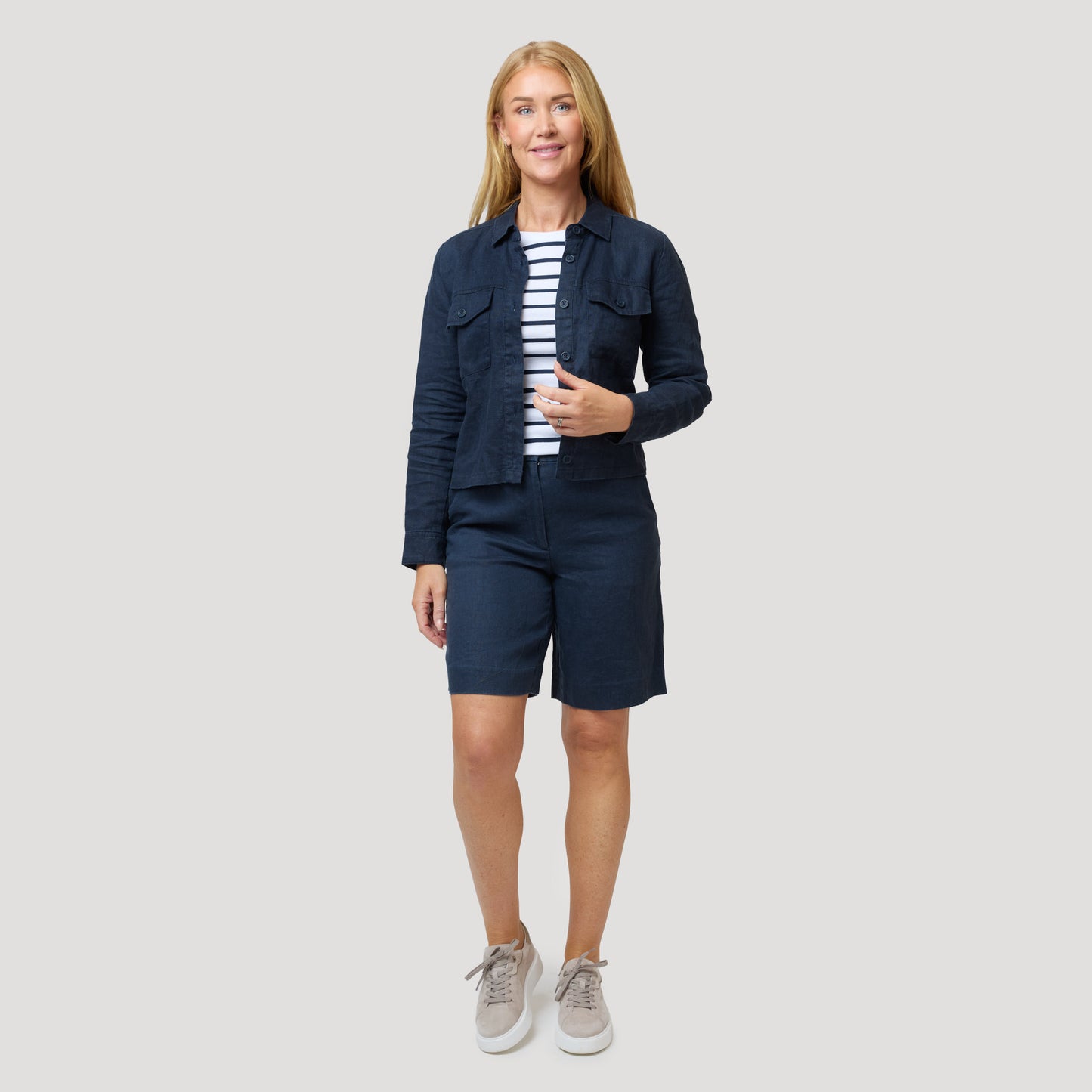 Emily pellavashortsit - Navy