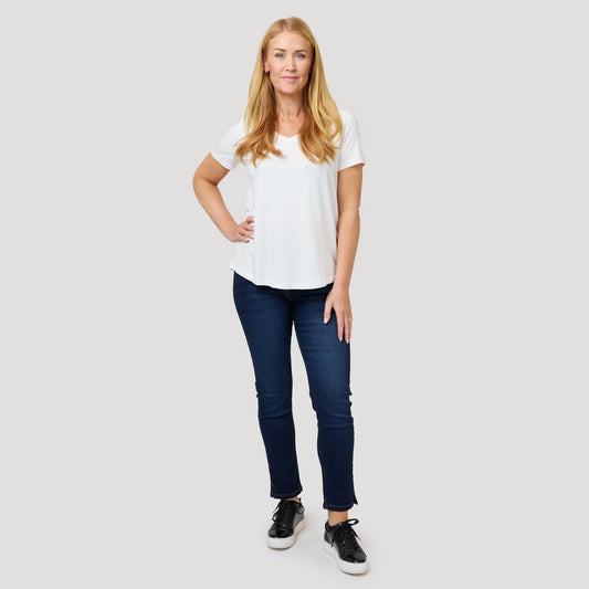 Ljus topp till mörkblåa ankellånga jeans