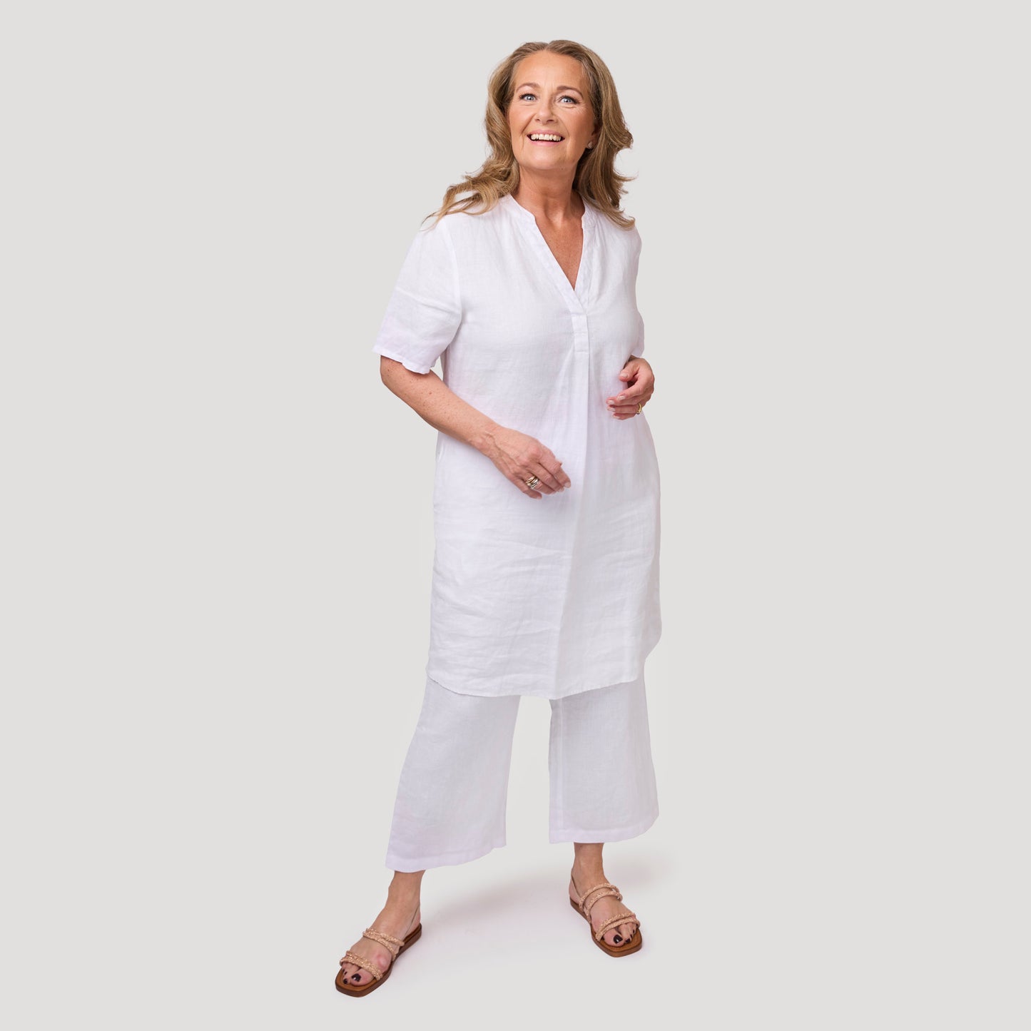 Emilia klänning - Vit